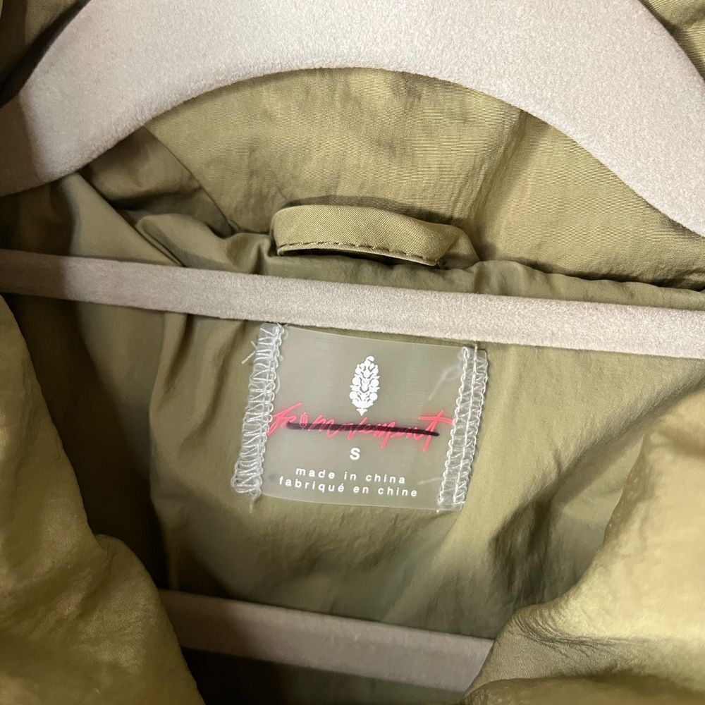 Free People Headed For The Hills Embroidered Puffer Jacket Military Green, S NWT - Picture 11 of 14